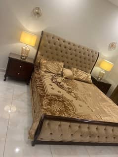 king size solid wooden bed