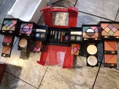 makeup kit from Saudi Arabia