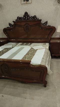 royal bed room style03008095556