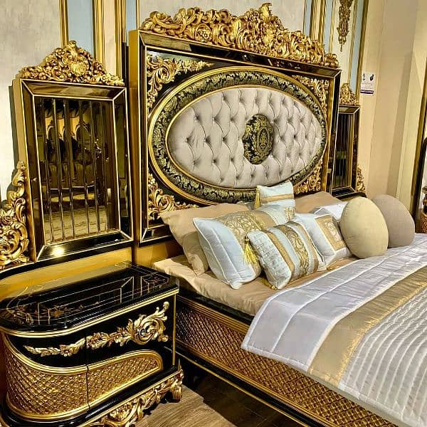 royal bed room style03008095556 4