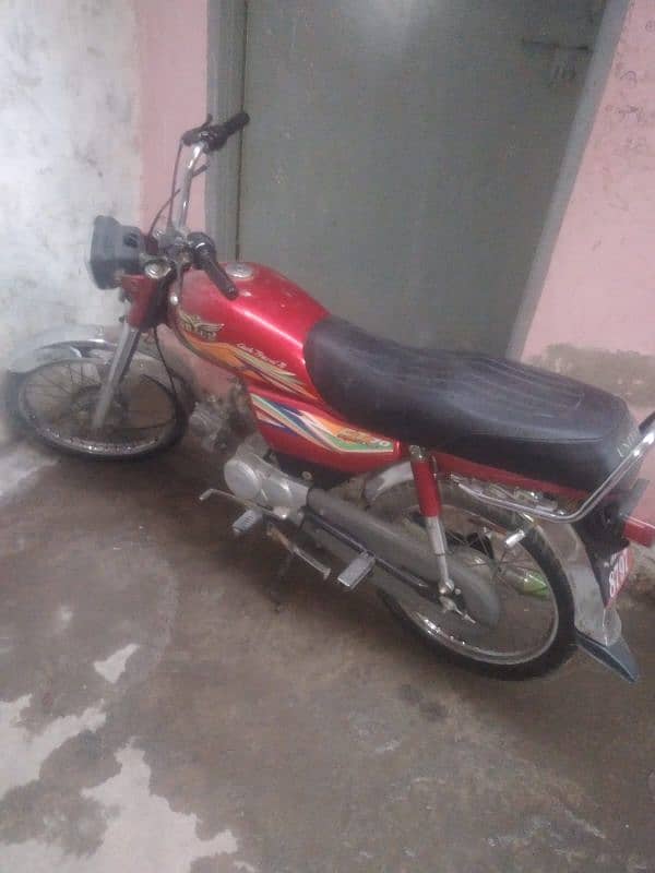 Bike For Sale in urgent basis. . 4