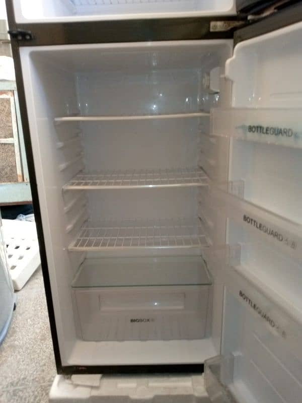 fridge for sale WhatsApp number 03040471453 3