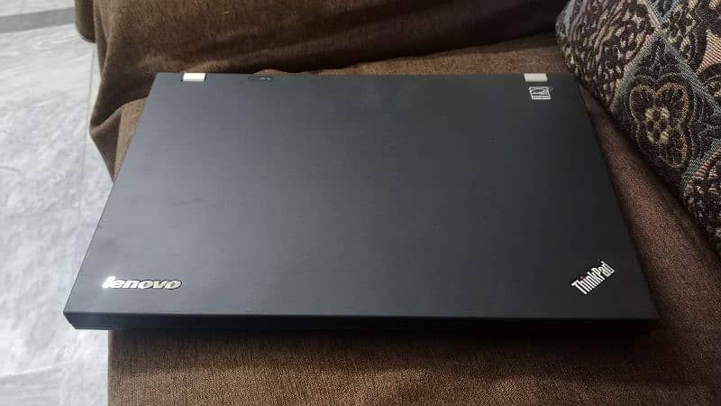 Lenovo Thinkpad T520 Core i5 2nd generation in new condition 1