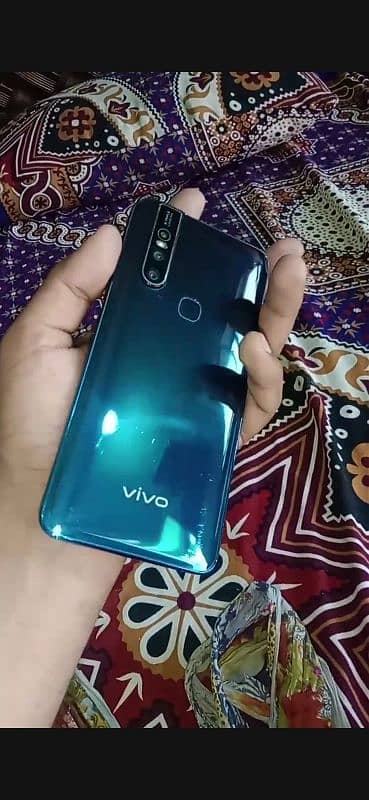 vivo v15 pro (10/10) 256Gb. 1