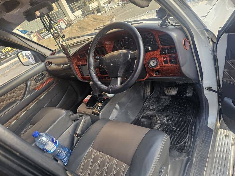 Toyota Land Cruiser 1992 16