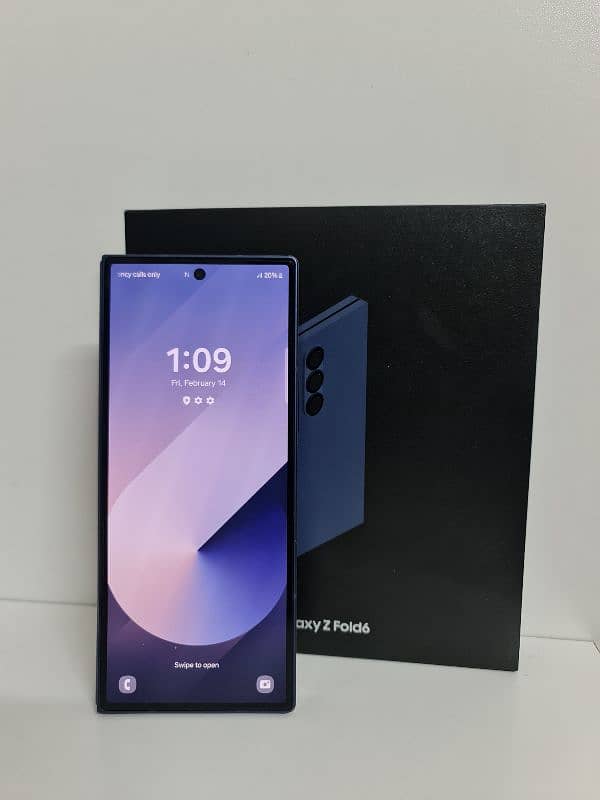 Samsung Galaxy Z Fold6 256gb Non PTA 2 Months Used 10/10 1