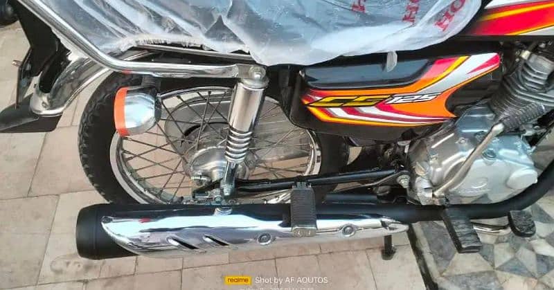 Honda 125 2022 Model Genuine Condition Lahore Registered (03126068910) 2