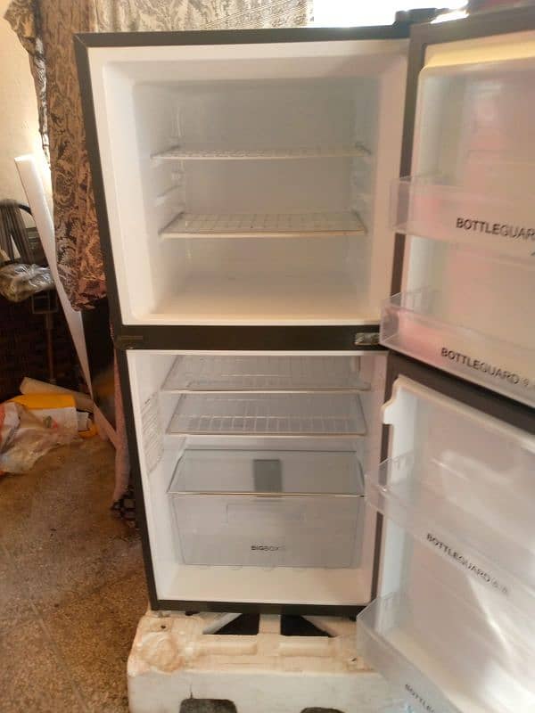 fridge for sale WhatsApp number 03040471453 2