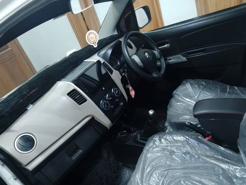 Suzuki Wagon R 2018 6