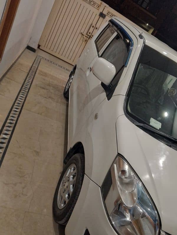 Suzuki Wagon R 2018 10