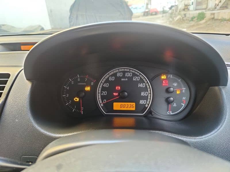 Suzuki Swift DLX 1.3 2010 end of Dec (geniun) 15