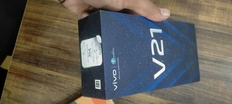 Vivo V21 3