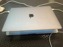 MacBook