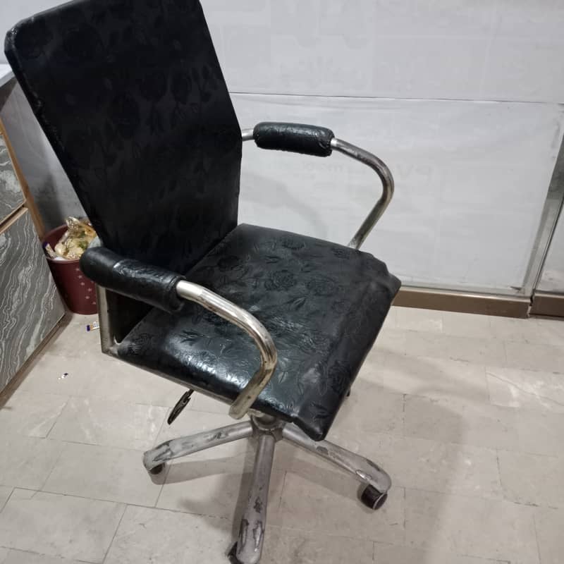 Big (OFFICER) Chair Sale! 0