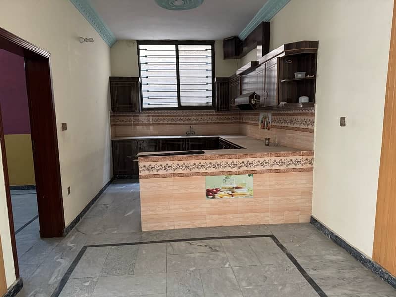 upper floor for rent 9