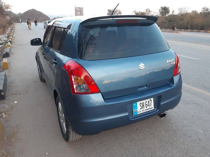 Suzuki Swift 2010 3