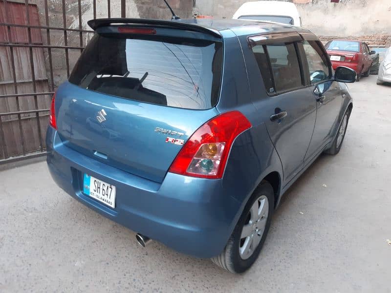 Suzuki Swift 2010 4