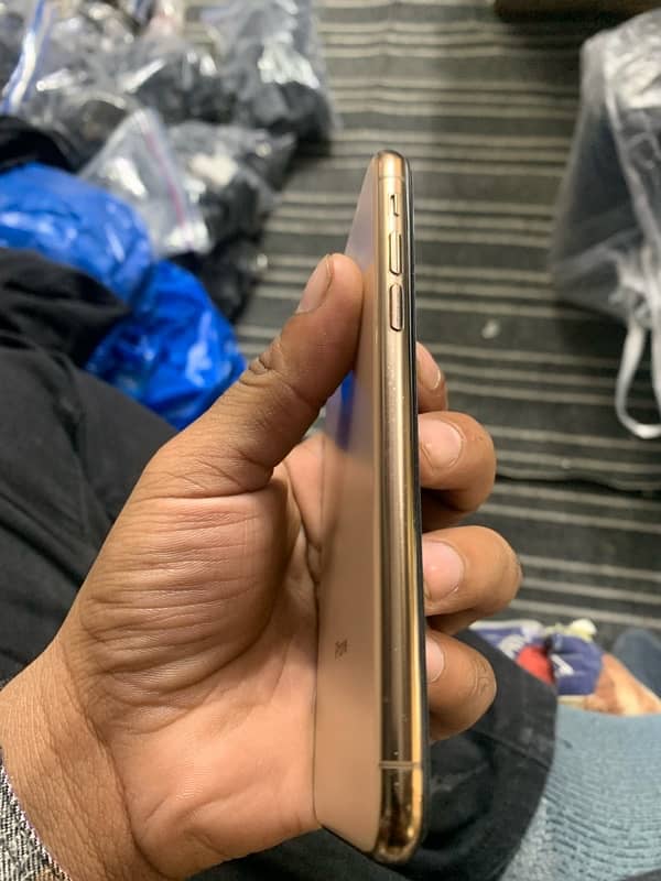 i phone xs 64/gb Non PTA All ok 4