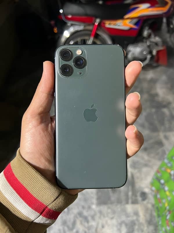 Iphone 11 pro Factory unlock 9