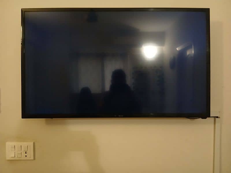 LCD 40 inches for sale 0