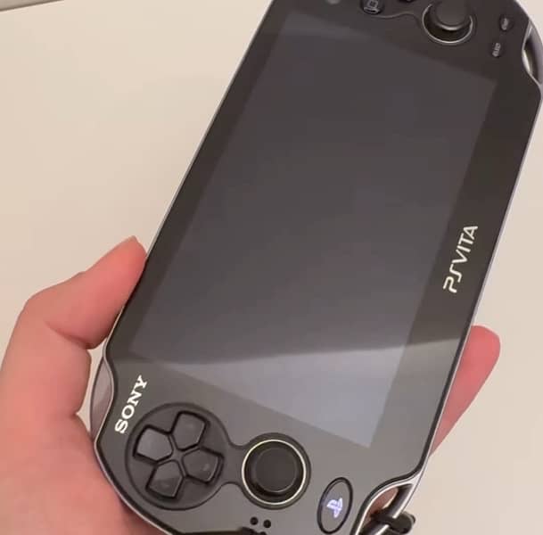 Ps vita 1000 Model Oled jailbreaked 2