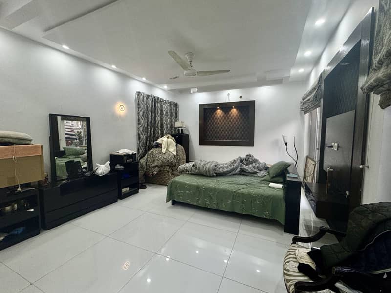 1 Kanal Ultra Modern Design Owner Built Slightly Used House For Sale In Valencia Town Lahore 17