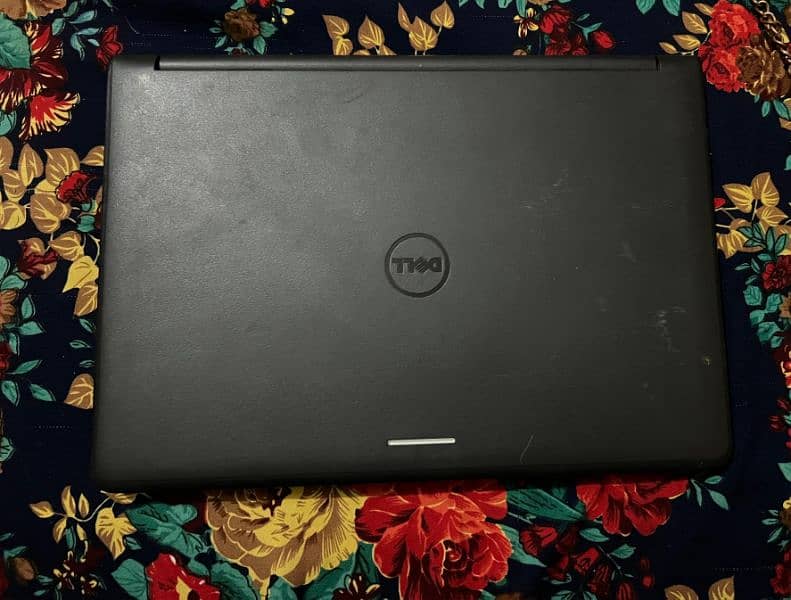 Dell Latitude 3160 1