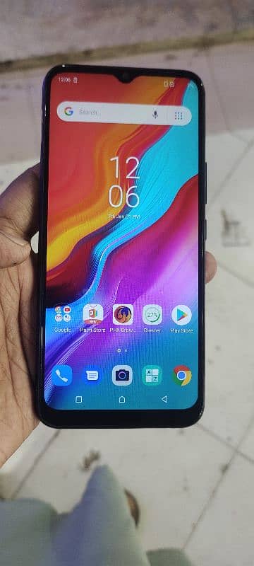 Infinix hot 8 lite 2/32gb official pta approved 0