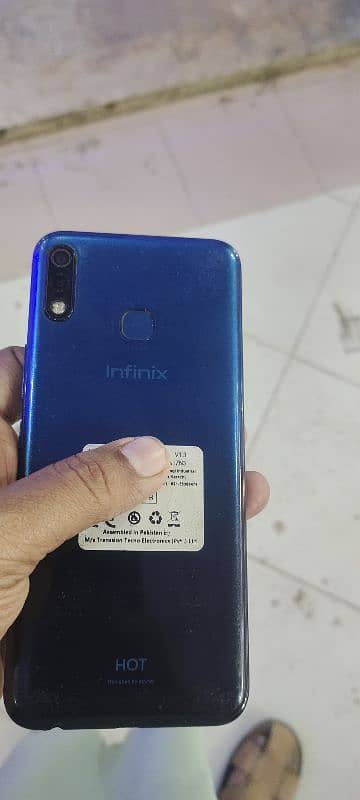 Infinix hot 8 lite 2/32gb official pta approved 2