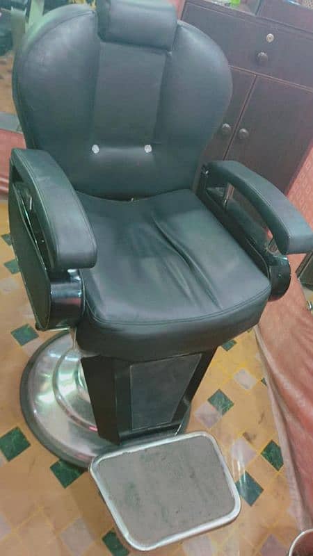 salon chairs 2 1