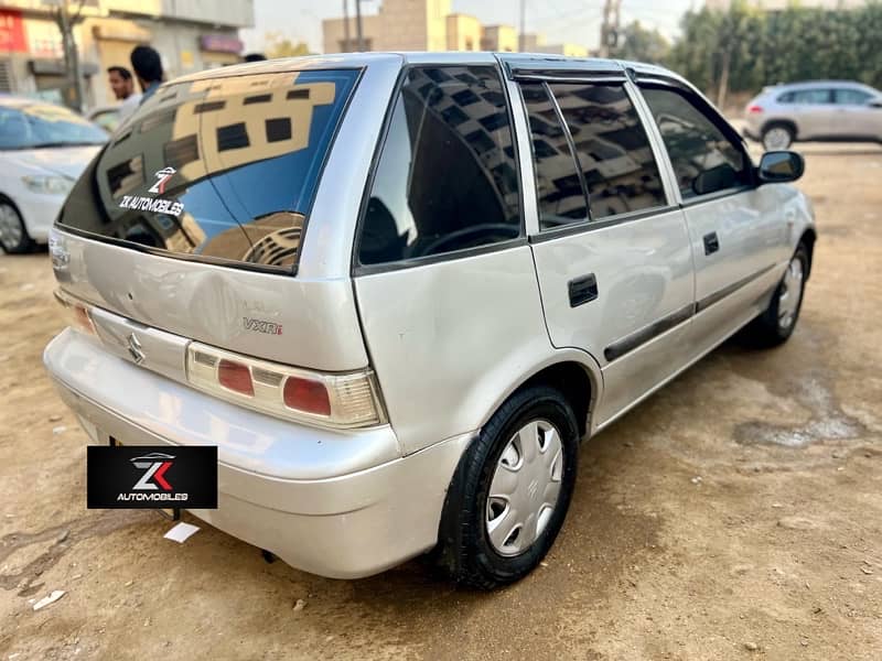 Suzuki Cultus 2013 6