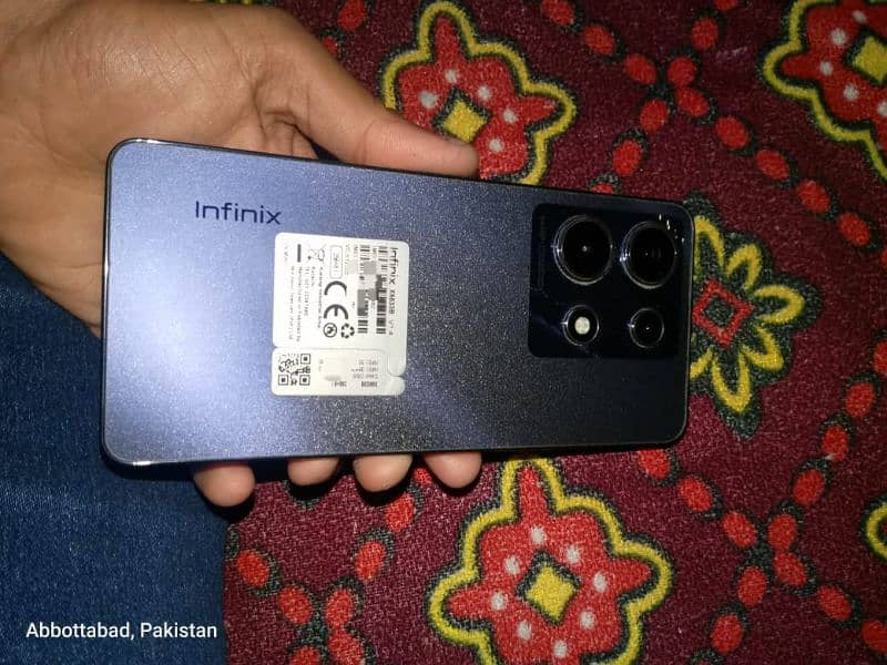 Infinix note 30 8+8 256 new obisient  black 1