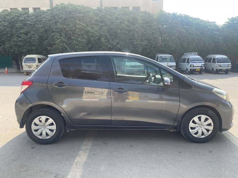 Toyota Vitz 2014 1