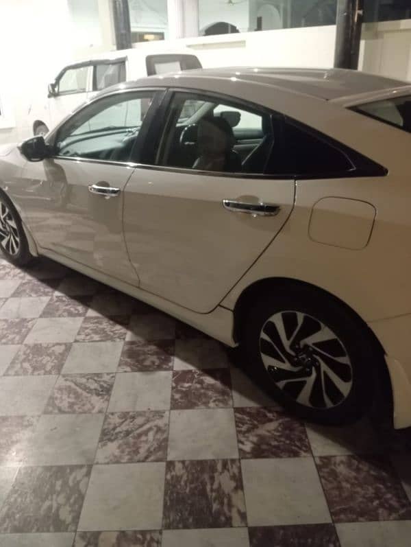 Honda Civic VTi Oriel Prosmatec 2016 5