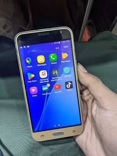 Samsung j3