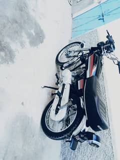 /456788Honda 125 bike for Sale