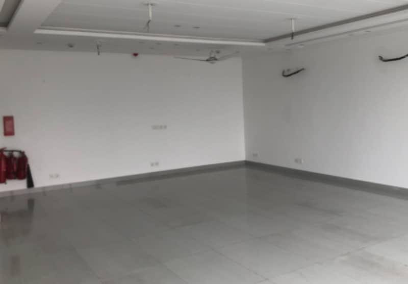 8 Marla First Floor Office For Rent Phase 4: 3