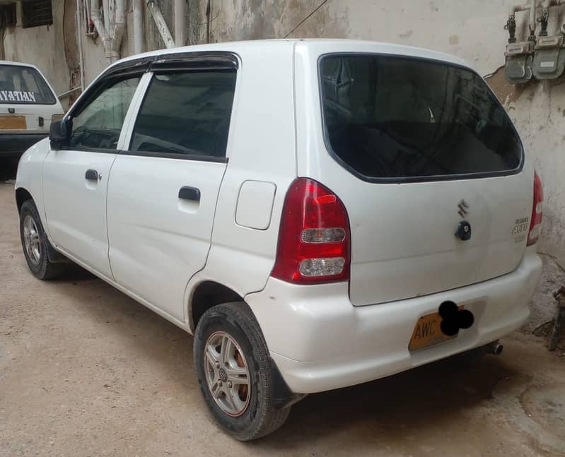 Suzuki Alto 2011 3