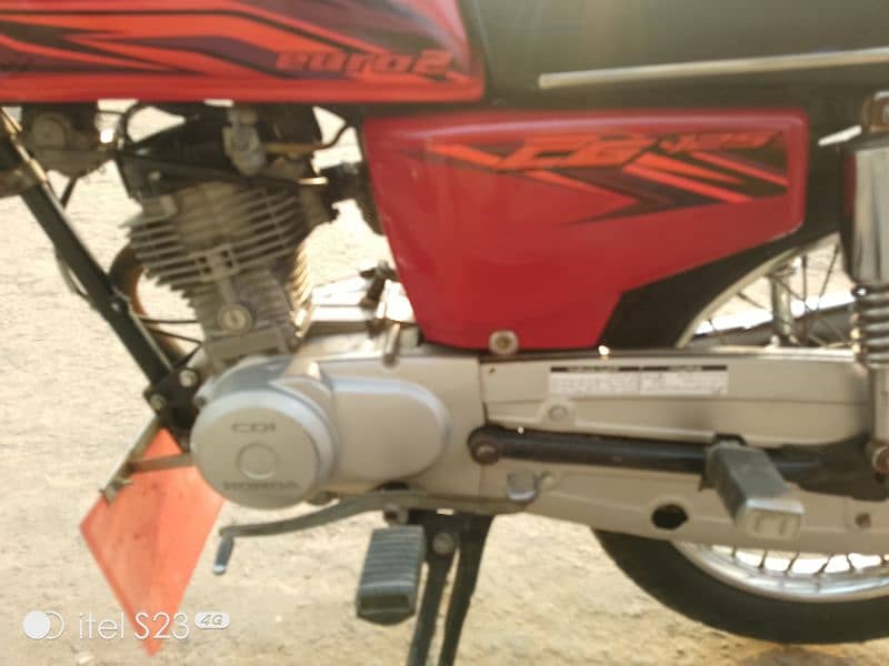 Honda 125 . 3