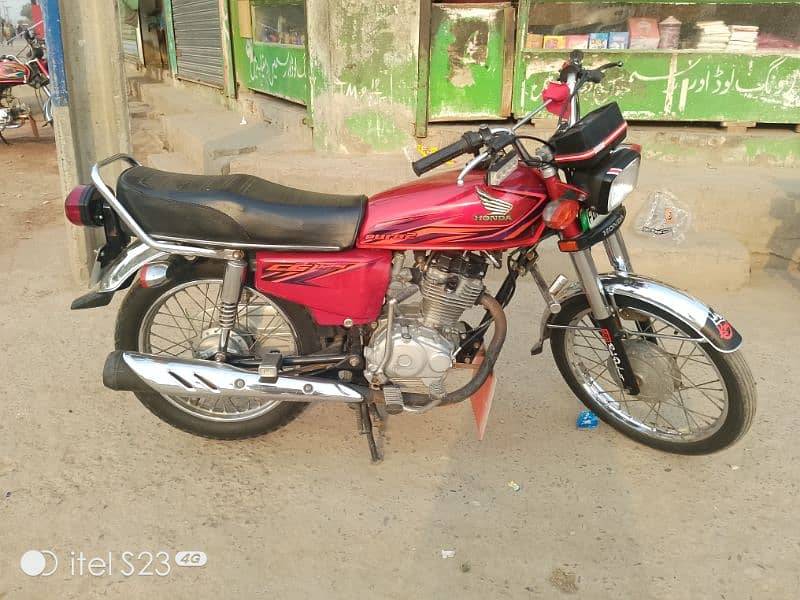 Honda 125 . 7