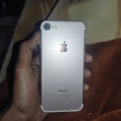 Apple iPhone 7