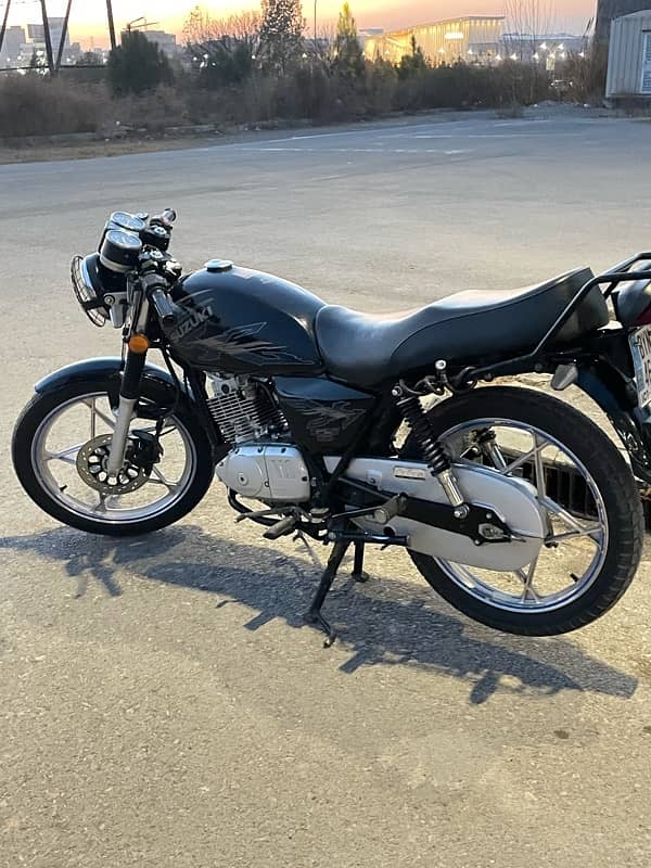 Suzuki 150 GS SE 2