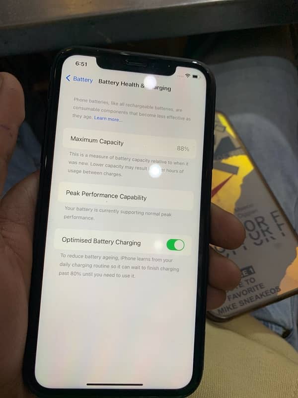 iphone xr 64gb factory unlock with box 8