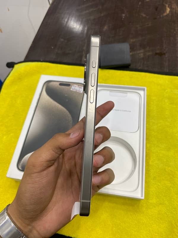 *IPHONE 15 PRO MAX* - NON PTA JV  - ⁠BOX PACK  - ⁠NATURAL 4