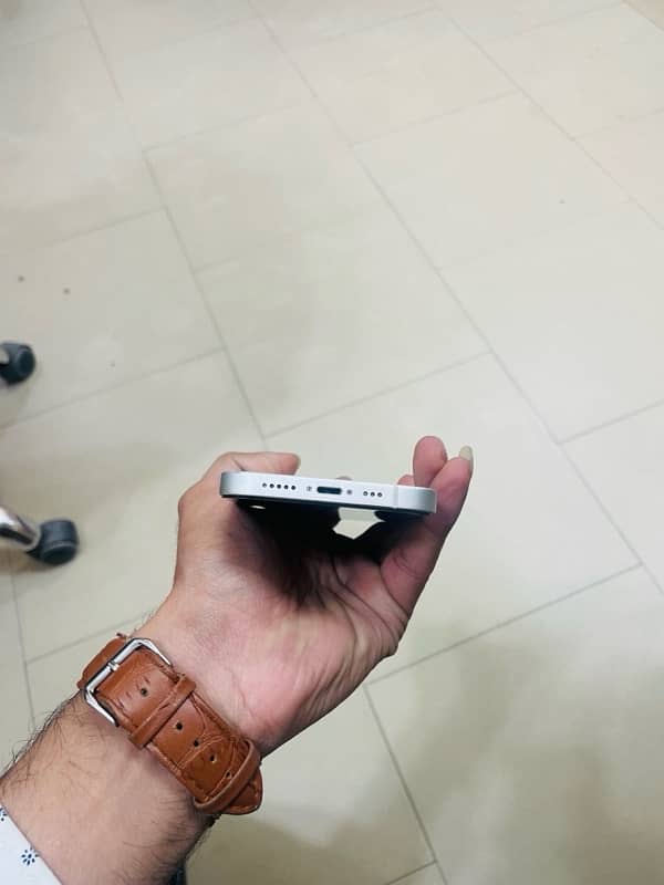 IPhone 13 jv non pta 4 month sim time available 3