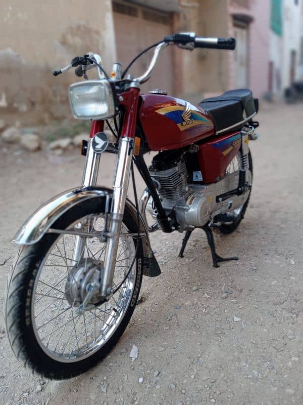 karachi registration complete files Honda CG 125cc for sale urgently 2