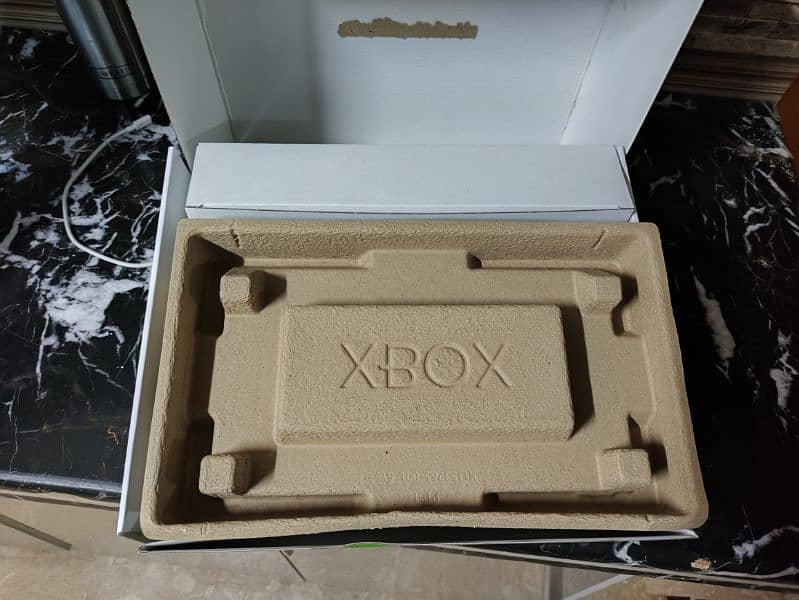 XBOX SERIES S (512GB) 7