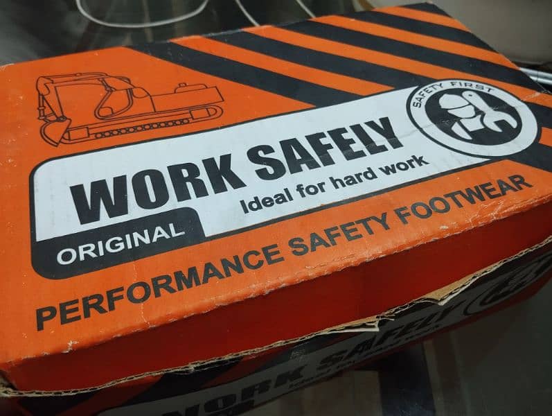 Safety Shoes 45 No. 11 Nos. 1