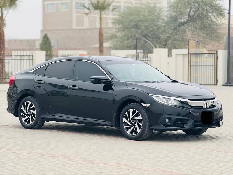 Honda Civic Oriel 2018 3