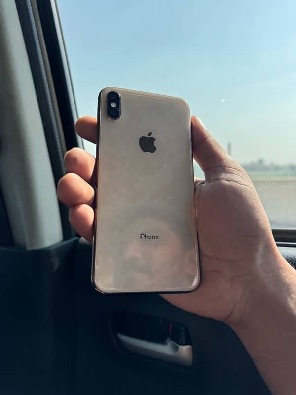 IPHONE XSMAX 64 GB (PTA)(Box) 2